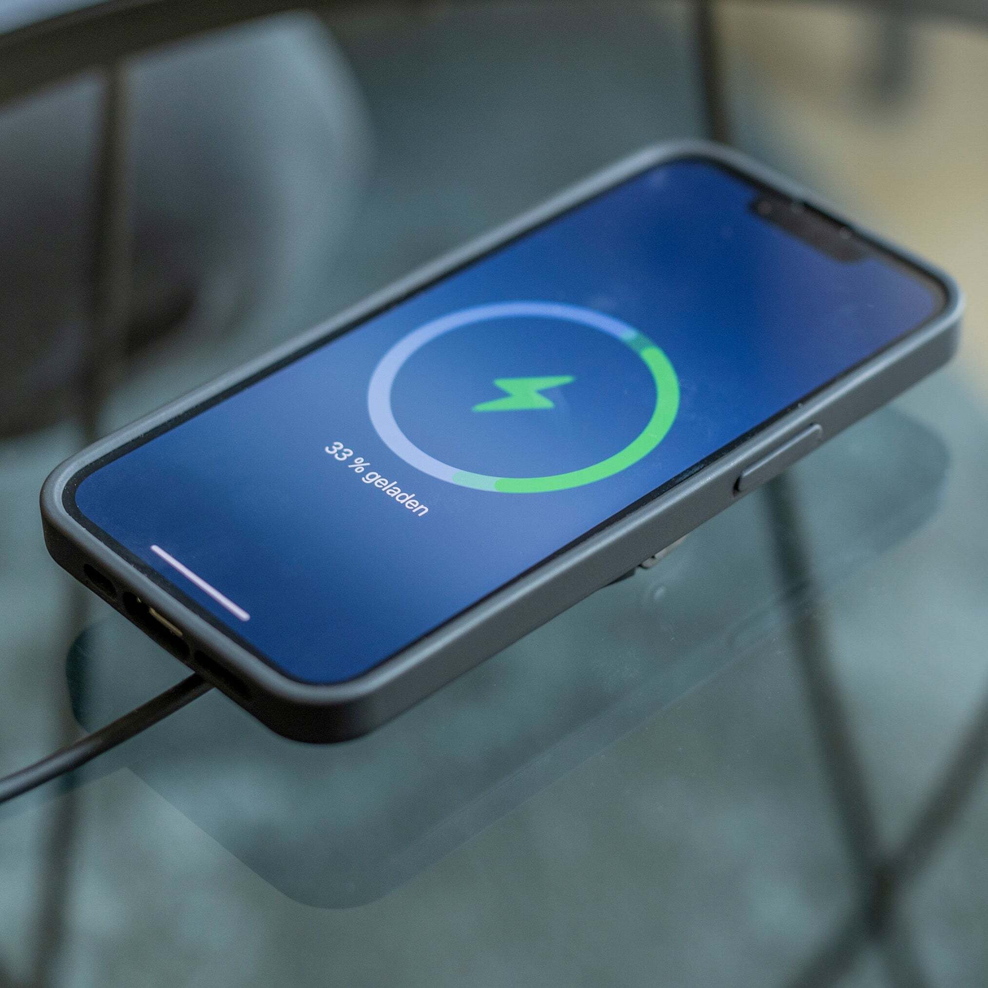 Зарядная магнитная станция SP Connect SPC+ CHARGING PAD