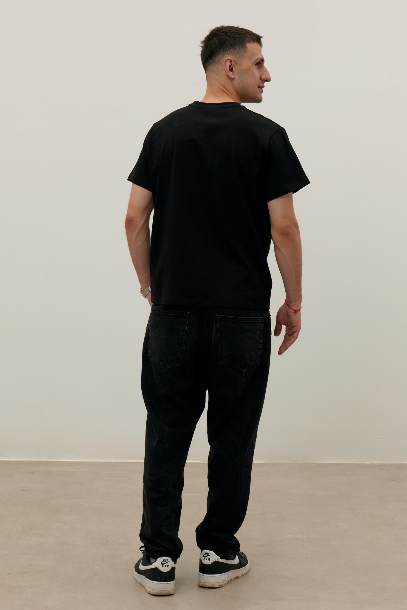 Футболка BASIC MAN, черная