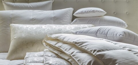 Подушка пуховая трехкамерная 50x75 Christian Fischbacher Duke хлопок