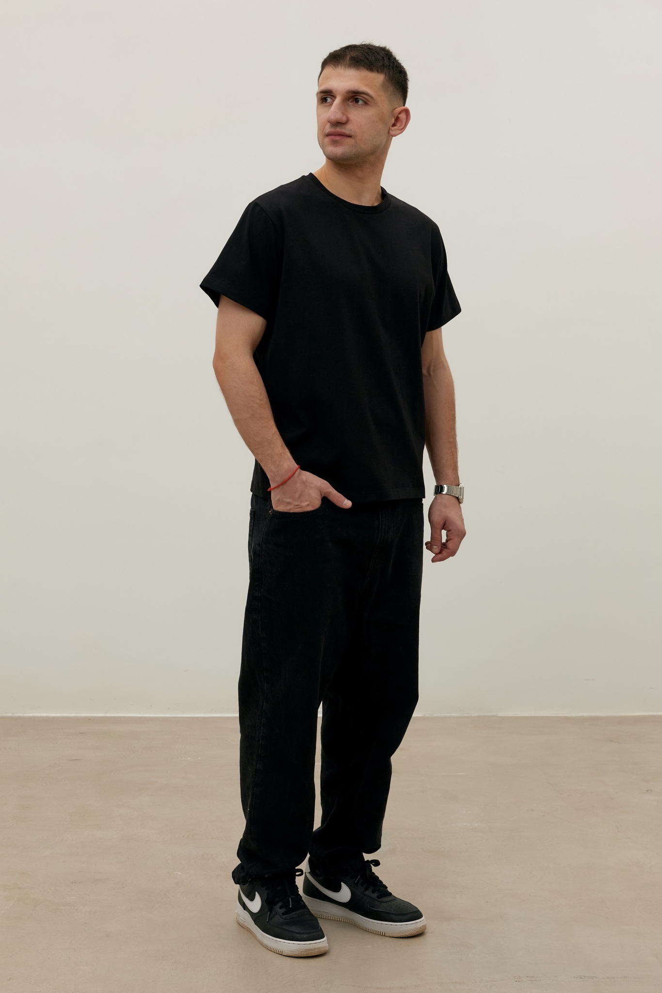 Футболка BASIC MAN, черная