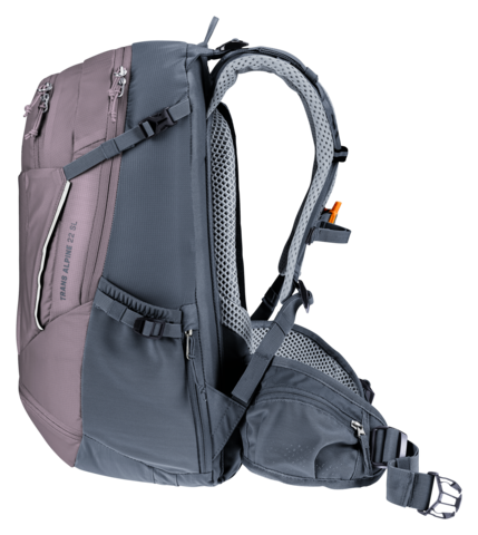 Картинка рюкзак велосипедный Deuter Trans Alpine 22 SL Lavender/Ink - 12