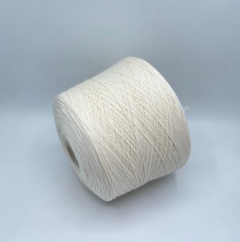 Millefili (пр.Италия). 2/15 750м/100гр, 70% Меринос, 30% Кашемир, цвет-Молочный(1241), арт.35087