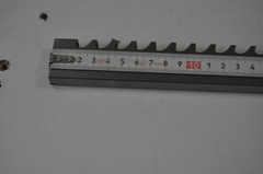 Протяжка шпоночная 2405-4238 Р6М5 12В D10  (12х745х1050мм.) z=54 Винтовой хвостовик