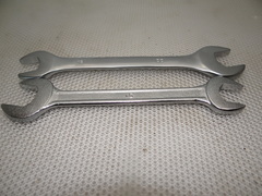 Ключ гаечный рожковый двухсторонний 19х22 CHROME VANADIUM