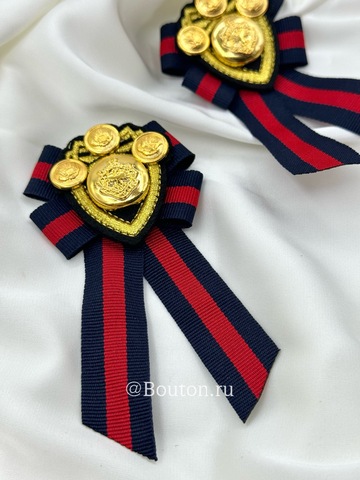 Брошь золотой герб с сине-красной лентой 12х6 см