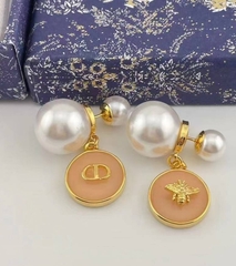 sergi-pusety-diorki-zhemchug-cdior-s-podveskami-s-ehmalyu