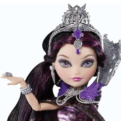 Рейвен Квин День наследия