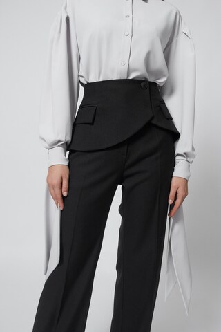 БАСКА АССИМЕТРИЧНАЯ