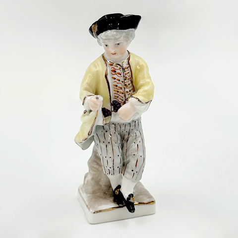 [Коллекционный предмет] Фарфоровая статуэтка 