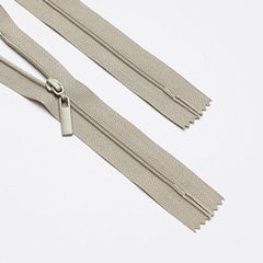 Молнии/Спиральная н/р №3/15 см кофейный 235