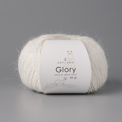 Glory, Нейлон-10% Соболь-10% Норка-75% Металлик-5%, 50 гр. - 240 м, белый