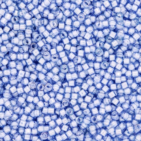 Японский бисер TOHO Treasure (№933), окрашенный изнутри прозрачный