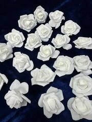 Роза из фоамирана круглая 4 см, белые, набор 20 шт.