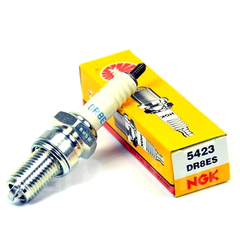 Свеча зажигания 5423 NGK DR8ES Оригинал, Япония