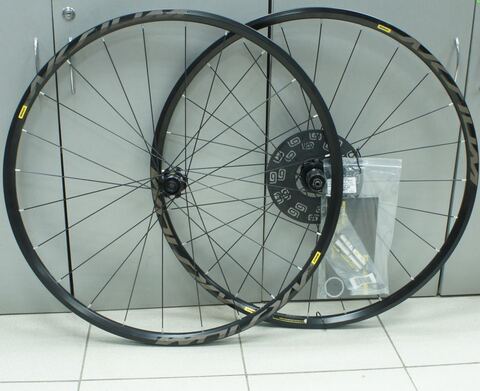 Комплект колес 28 Mavic Aksium Allroad