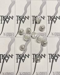 Пуговица пластиковая декоративная на ножке (пластик, Прозрачный/жемчужина, 18)