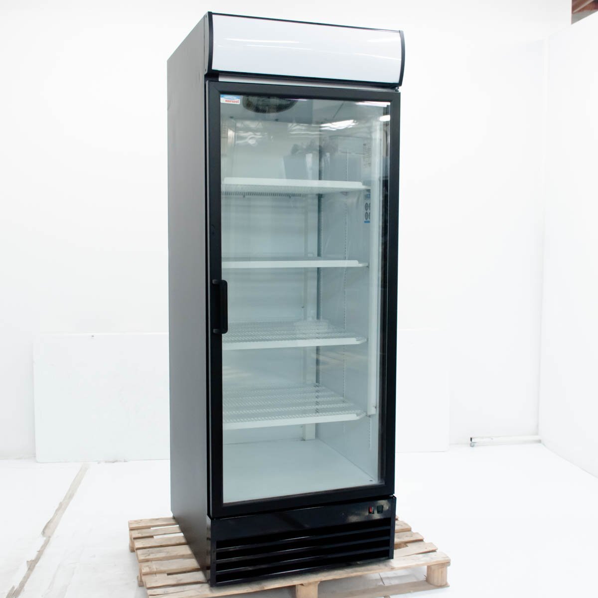 Шкаф холодильный norcool finesse 600
