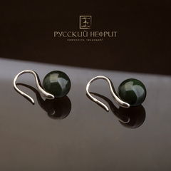 Серьги Perlus с зелёным нефритом
