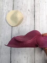 Молд пластиковый лепесток розы (горка) М-14