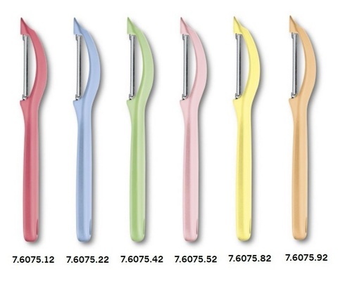 Универсальная овощечистка Victorinox  Swiss Classic Trend Colors, Light Orange  (7.6075.92)