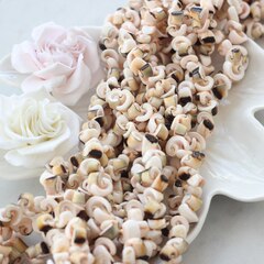 Ракушки натуральные, бусины, кремовый, спирали, 7-15 мм, 1 нить, ПР061