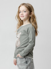 лонгслив  для девочки  КР 302904/хаки 6206 к663