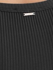 Топ из трикотажа в широкий рубчик  D43.191 (112802)