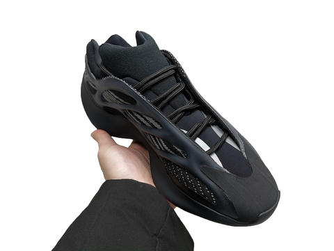 700 v3 all black