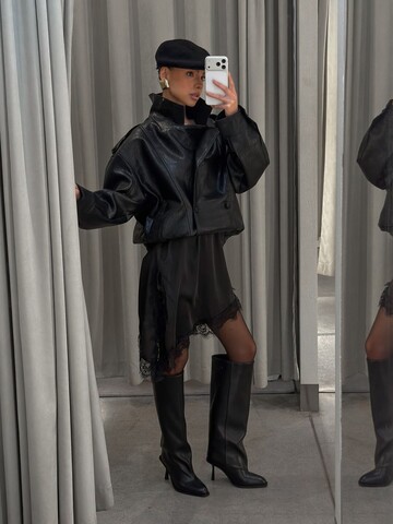 Куртка кожаная