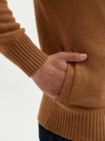 Кофта на пуговицах MasQ 7 верблюжий