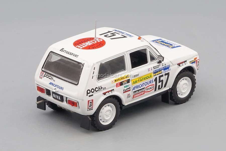 LADA 2121ラダニーバ　メイドインUSSR　1/43 A90 1:43 RUSSIAN NOVOEXPORT CCCP USSR LADA NIVA 2121 SKIF M
