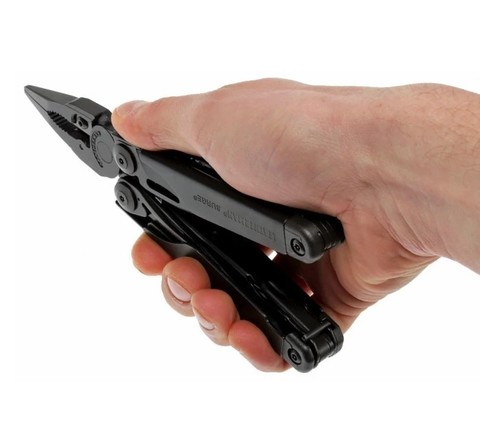 Мультитул Leatherman Surge Black, нейлоновый чехол, 21 функция (831334) цвет чёрный | Multitool-Leatherman.Ru