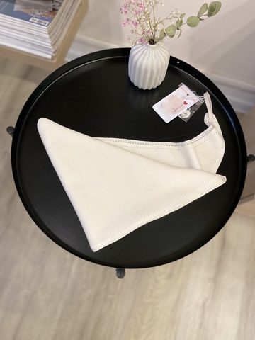 Косынка из 100% мериноса молочная