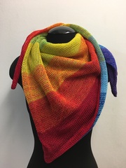 Полосатый радужный шарф косынка