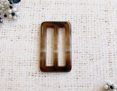 Пряжка, ш. 4 см.