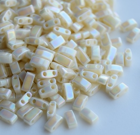 HTL-0486 Бисер Миюки халф тила/Miyuki Half Tila Ivory Pearl Ceylon AB