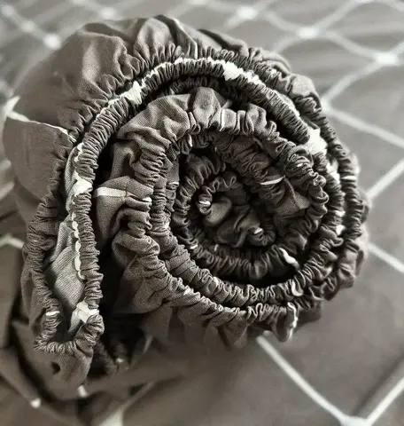 Простыня на резинке 200*160*25 SQUARE CLASSIC, 100% хлопок