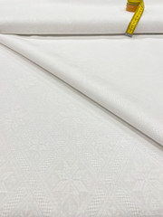 Ткань натуральная, с жаккардовым переплетением, цвет : белый ромб