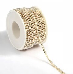 Цепь жемчуг, ш. 2 мм, белый в золотой оправе