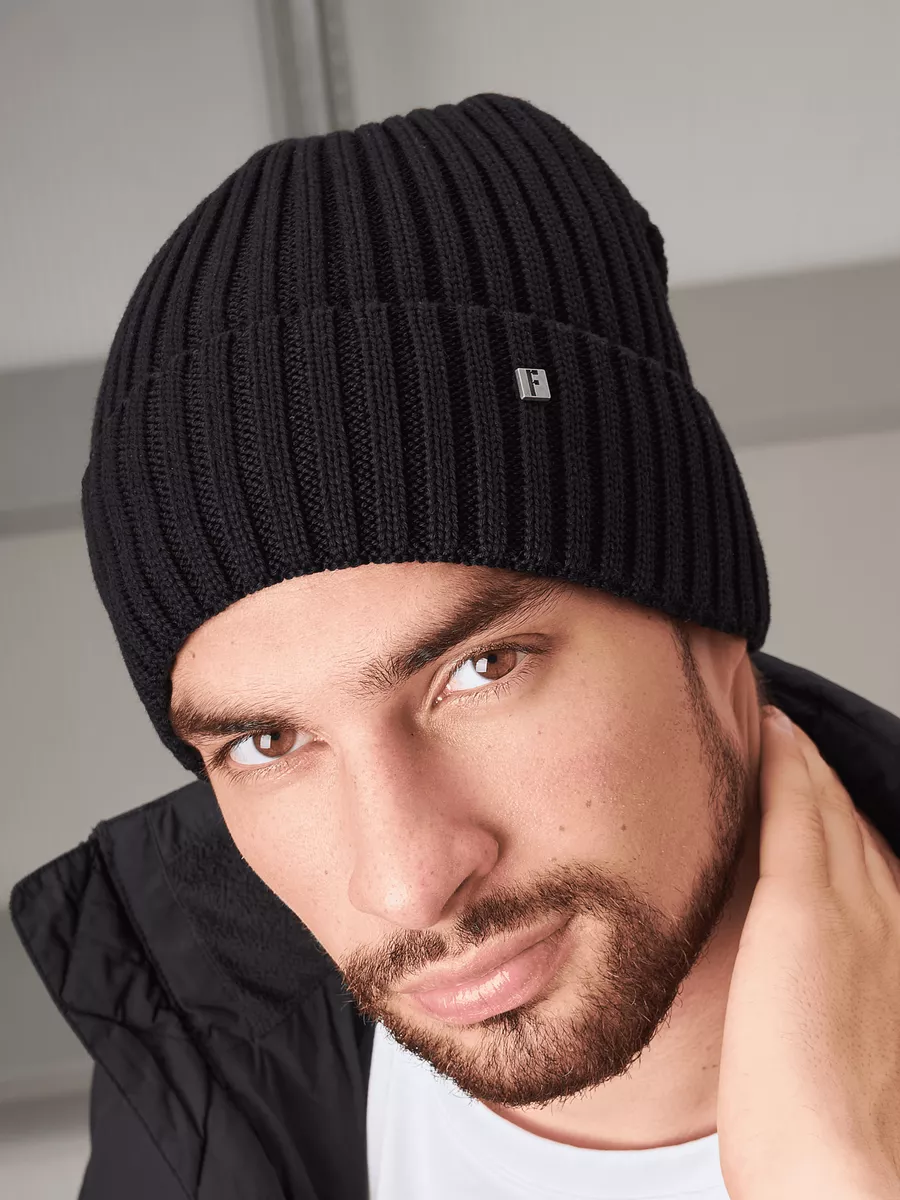 Шапка зимняя на флисе вязаная бини