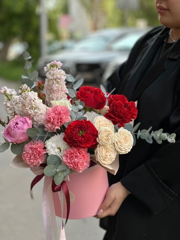 Цветы в коробке «Вечерний бархат»
