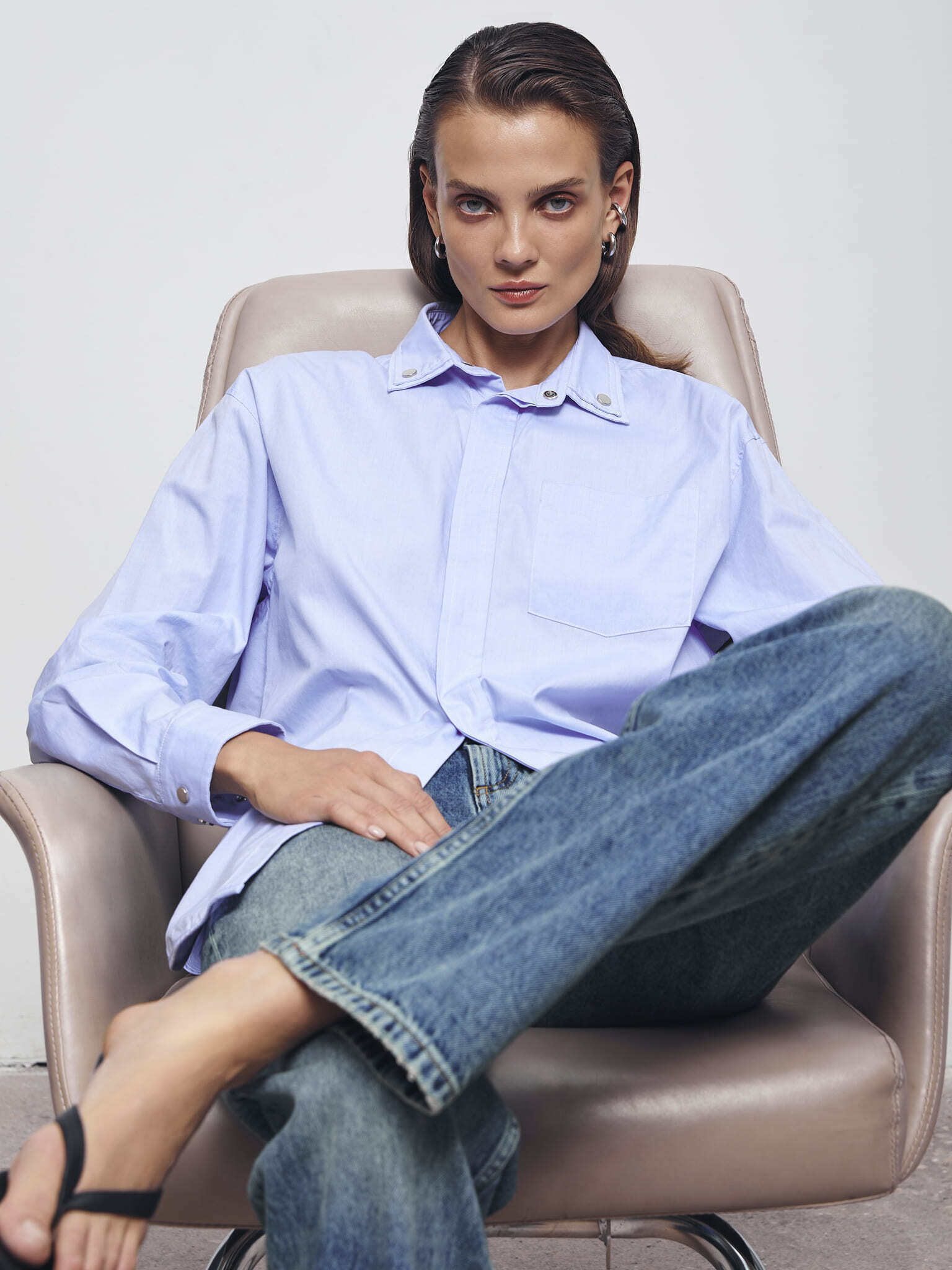 Хлопковая рубашка c кнопками на воротнике