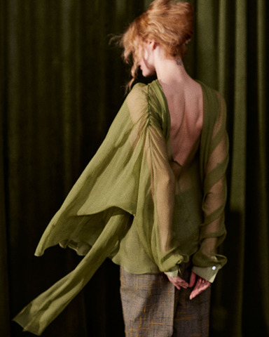 Блуза из шелка киви