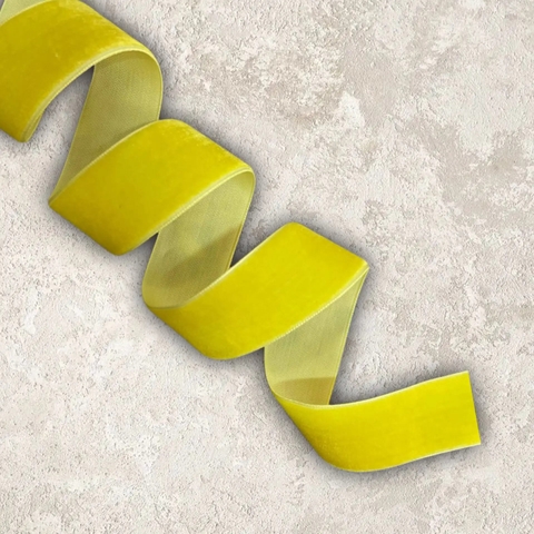 лента бархатная 2,5см желтый 18 (1метр)