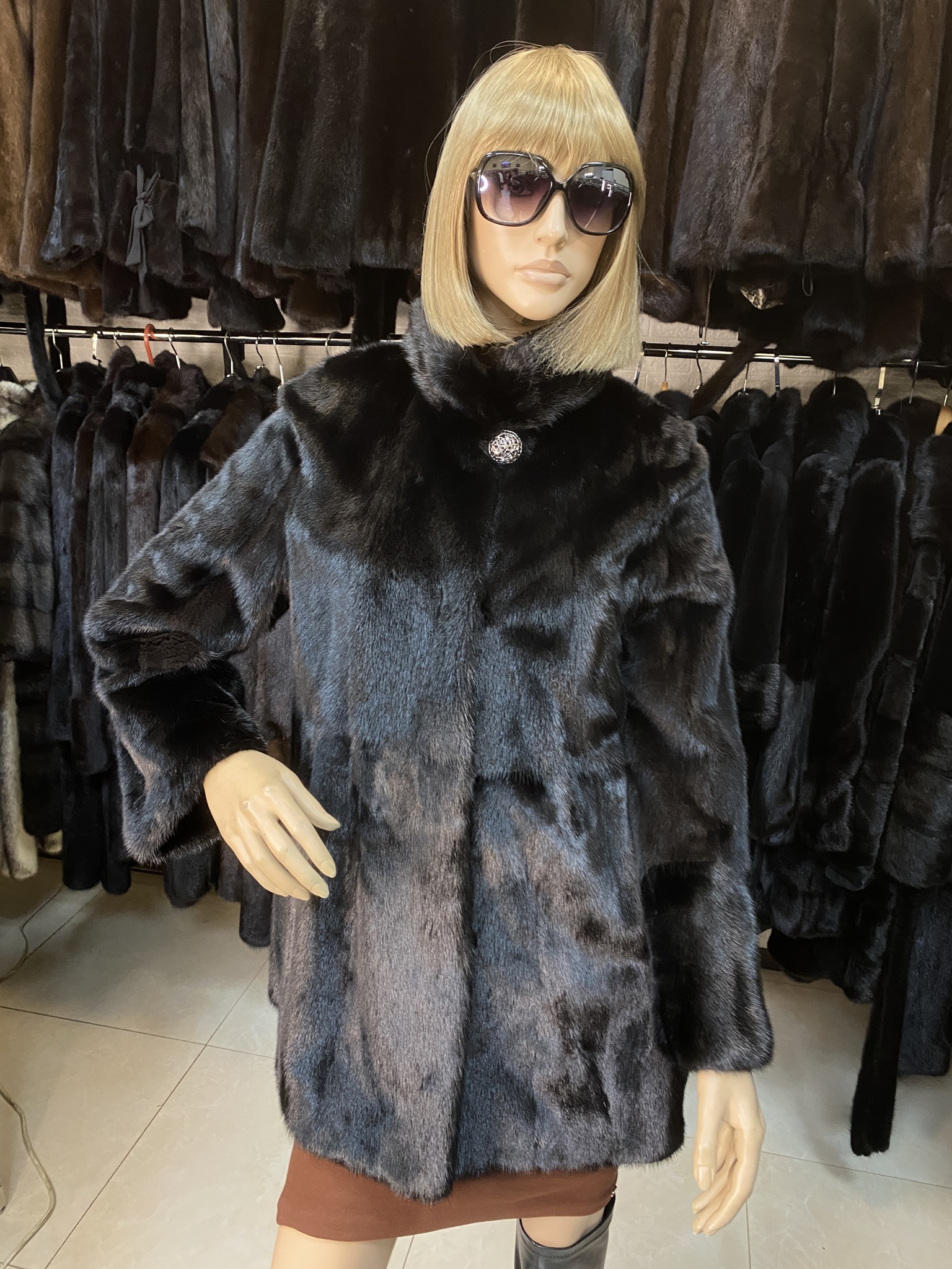 Vito ponti шубы. шубы 52-54 размера. шубы 52. в наличии норковые шубы. термо норка шерсть н.