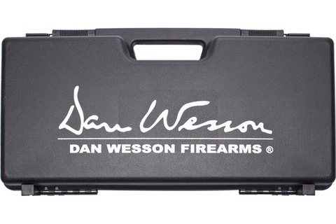 Кейс для револьверов Dan Wesson черный (пластик) Италия (артикул 17365)