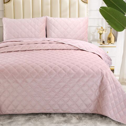 Покрывало 230x250 и 2 наволочки 50х70 Sofi De MarkO Офира светло-розовое