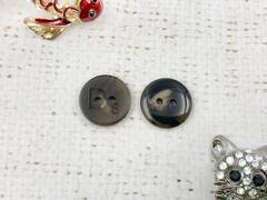 Пуговицы, d 1,5 см, 2 прокола, тёмно-коричневый