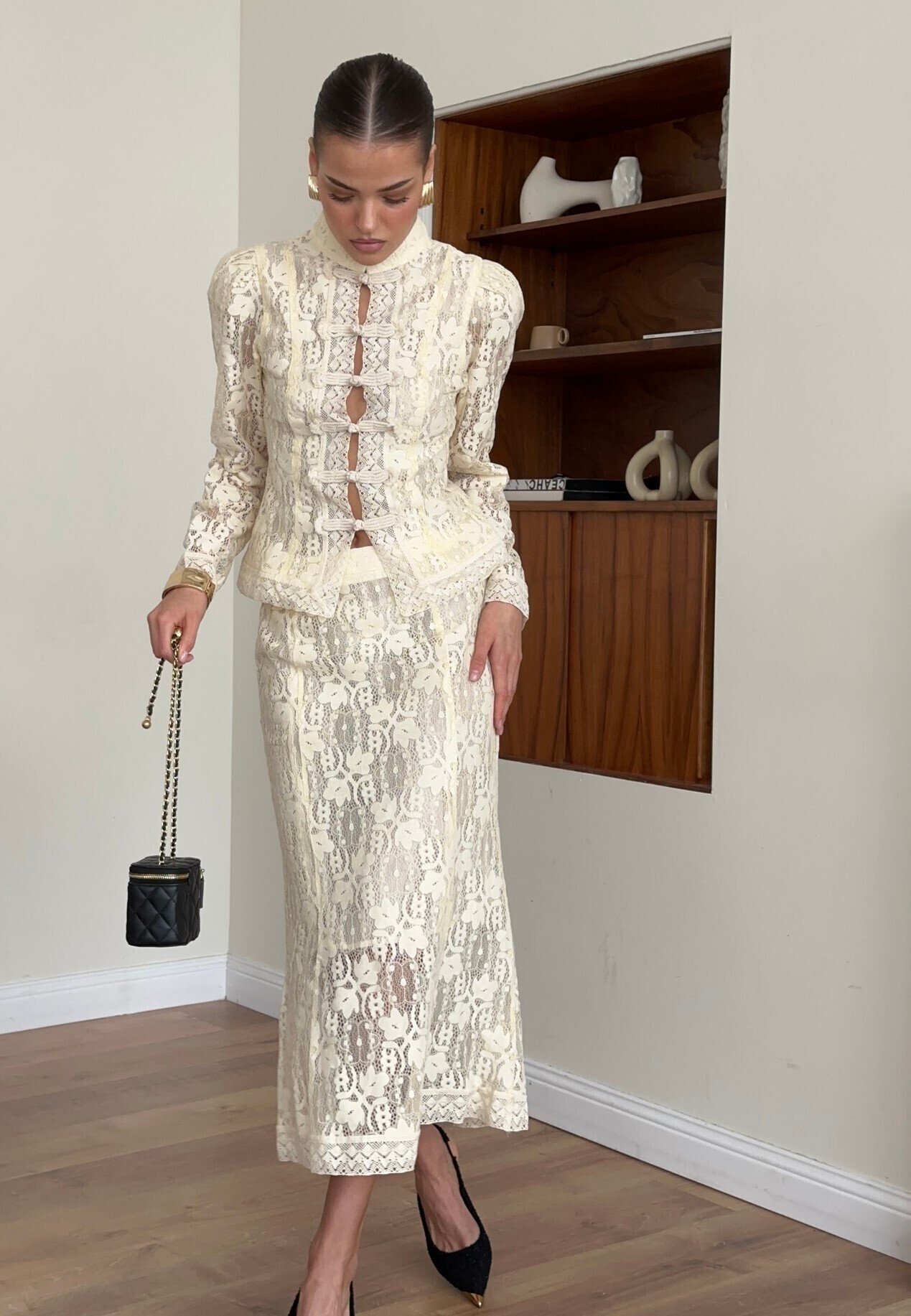 Юбка из кружева молочная