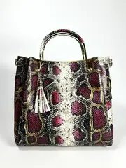 Женская розово-коричневая сумка из натуральной кожи с тиснением питон